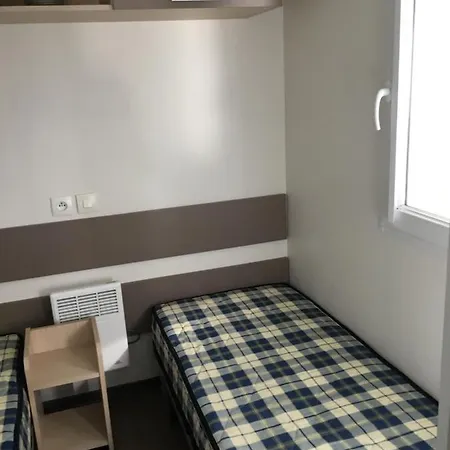 Izicamp Mobil A La Palmyre Kemping